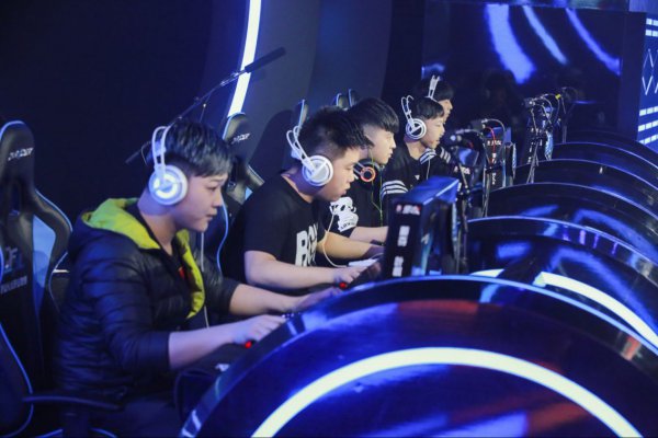 轮游被球迷 轮游被球迷